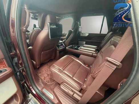 Used 2018 Lincoln Navigator Black Label w/ Cargo Package AWD/4WD image 17