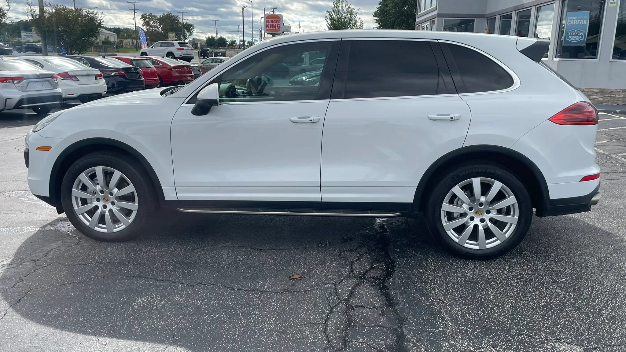 Used 2016 Porsche Cayenne S AWD/4WD image 8