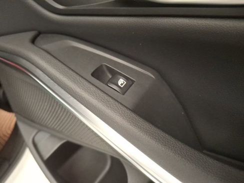 Used 2022 BMW 330i xDrive Sedan w/ Premium Package 2 image 62