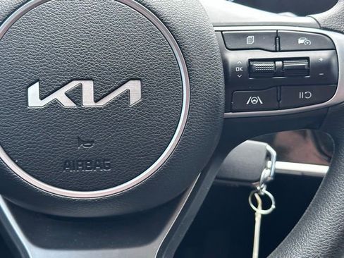 Used 2024 Kia Sportage LX FWD image 18