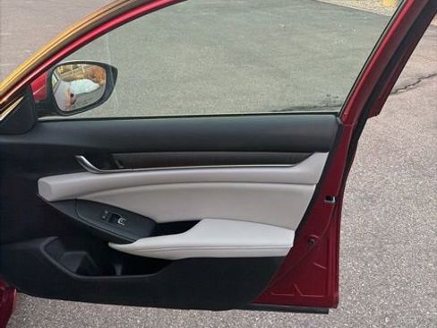Certified 2020 Honda Accord EX image 21