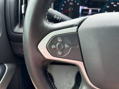 Used 2016 Chevrolet Colorado LT w/ Midnight Edition AWD/4WD image 11