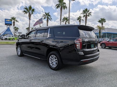 Certified 2024 Chevrolet Suburban LT AWD/4WD image 5