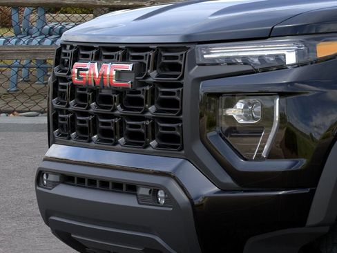 New 2026 GMC Canyon Elevation image 13