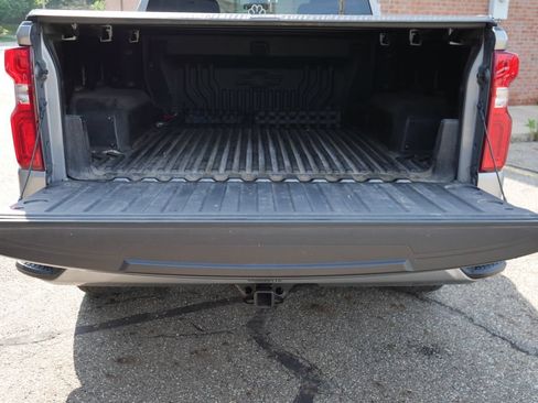 Used 2023 Chevrolet Silverado 1500 RST w/ LPO, Dark Essentials Package AWD/4WD image 7