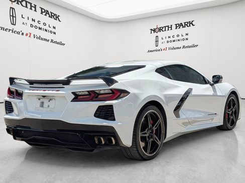 Used 2022 Chevrolet Corvette Stingray Coupe w/ Z51 Performance Package RWD image 3