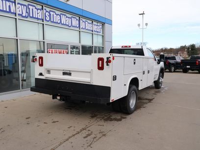 New 2026 GMC Sierra 3500 Pro w/ Convenience Package