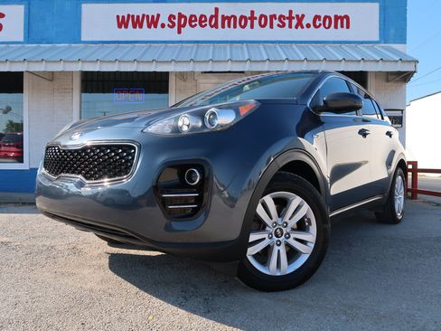 Used 2018 Kia Sportage LX AWD/4WD image 1