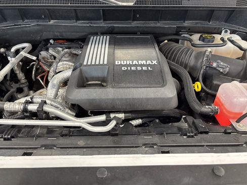 Used 2024 Chevrolet Silverado 1500 RST w/ Z71 Off-Road Package AWD/4WD image 31