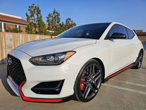 Used 2020 Hyundai Veloster N w/ Performance Package image 3