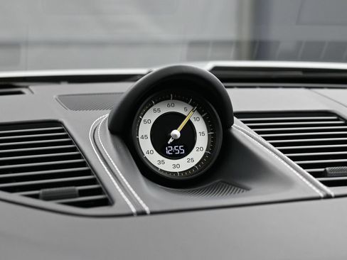 Certified 2026 Porsche 911 GT3 RWD image 21