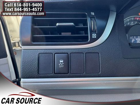 Used 2012 Toyota Camry LE image 16