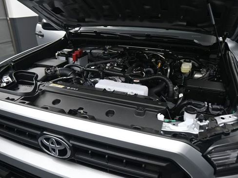 Used 2026 Toyota 4Runner SR5 image 12