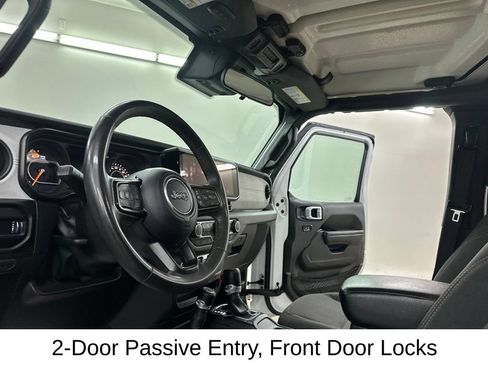 Used 2024 Jeep Wrangler Unlimited Sport AWD/4WD image 32