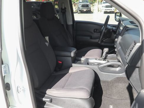 Used 2022 Nissan Frontier S w/ Technology Package RWD image 41