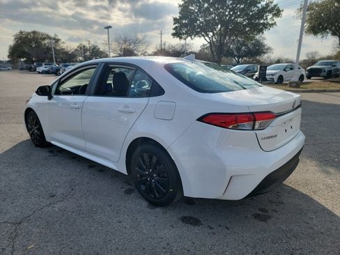 Used 2024 Toyota Corolla LE image 7