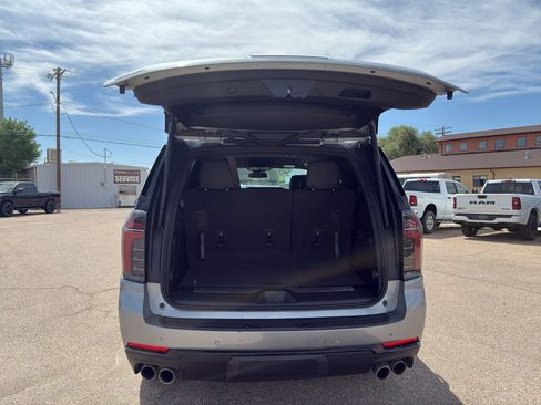 Used 2025 Chevrolet Tahoe Z71 AWD/4WD image 35