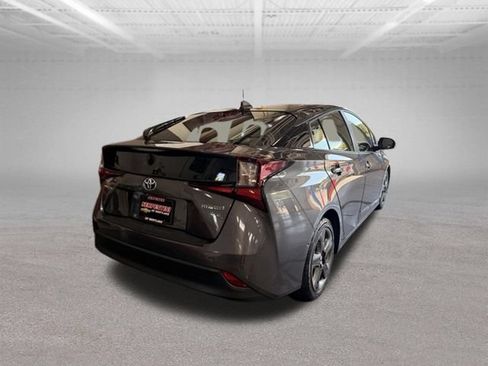 Used 2022 Toyota Prius XLE FWD image 23