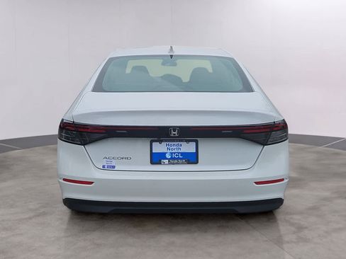 Certified 2025 Honda Accord LX image 5