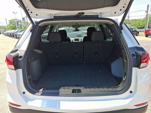 Certified 2022 Chevrolet Equinox LT FWD image 30