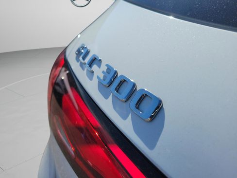 Certified 2026 Mercedes-Benz GLC 300 image 7