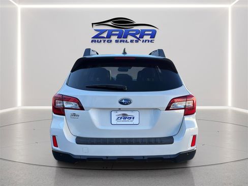Used 2017 Subaru Outback 2.5i Limited image 6