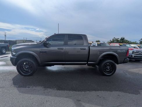 Used 2017 RAM 2500 Big Horn w/ Sport Appearance Group AWD/4WD image 3