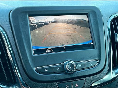 Used 2024 Chevrolet Equinox RS AWD/4WD image 13