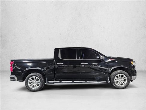 Used 2023 Chevrolet Silverado 1500 LTZ image 4