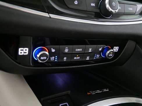 Certified 2023 Buick Enclave Avenir w/ Avenir Technology Package AWD/4WD image 23