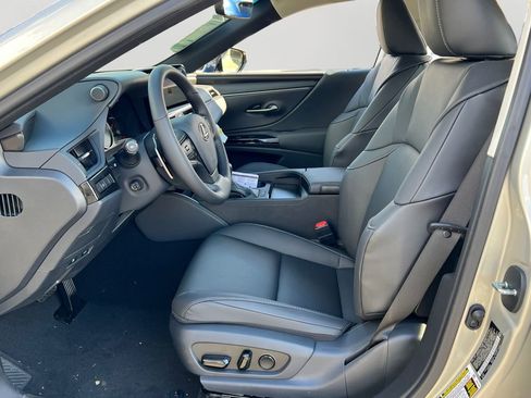 New 2025 Lexus ES 350 w/ Premium Package image 12