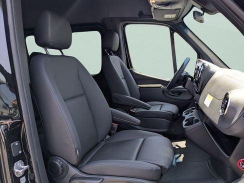 New 2026 Mercedes-Benz Sprinter 2500 image 7