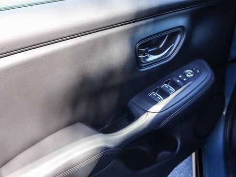 Used 2025 Honda HR-V EX-L image 23