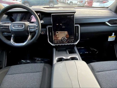 New 2025 GMC Acadia Elevation image 5