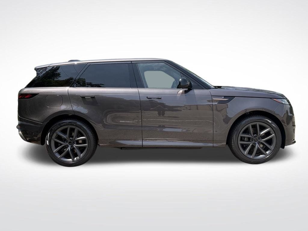 New 2026 Land Rover Range Rover Sport Dynamic SE AWD/4WD image 4