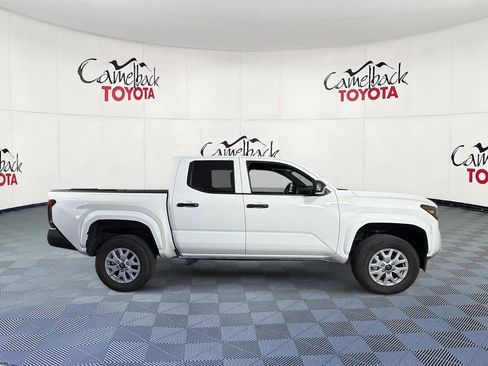 Used 2025 Toyota Tacoma SR RWD image 9