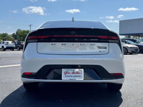 New 2025 Toyota Prius XLE image 8