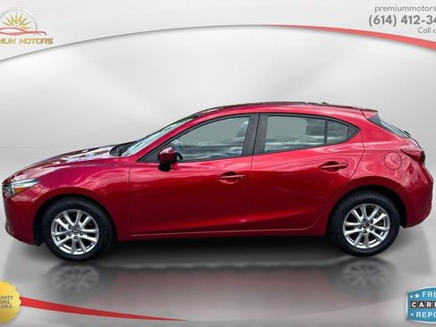 Used 2018 MAZDA MAZDA3 Sport FWD image 2