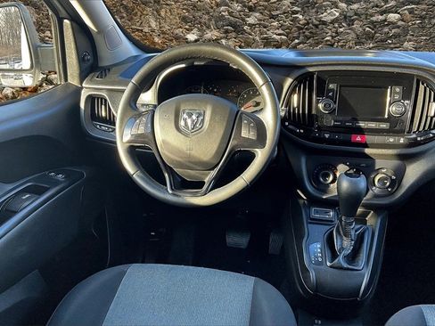 Used 2020 RAM ProMaster City Tradesman SLT image 5