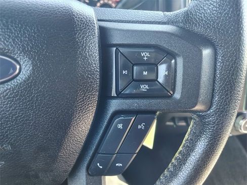 Used 2015 Ford F150 XLT w/ Equipment Group 302A Luxury image 19