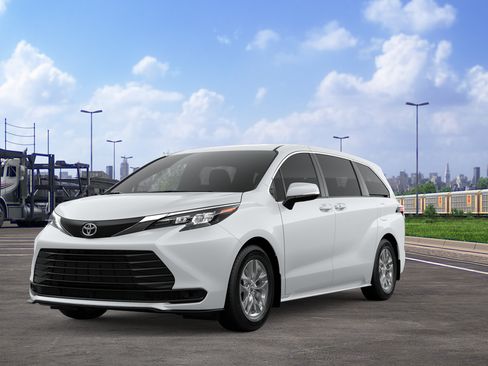 New 2026 Toyota Sienna LE FWD image 1