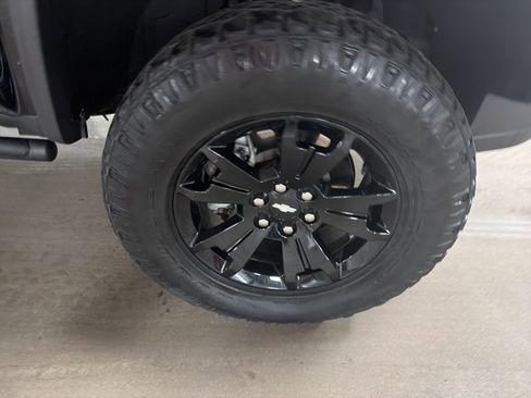 Used 2022 Chevrolet Colorado ZR2 w/ ZR2 Midnight Special Edition image 30