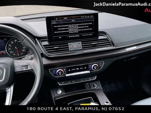 Used 2023 Audi Q5 Premium w/ Convenience Package AWD/4WD image 6