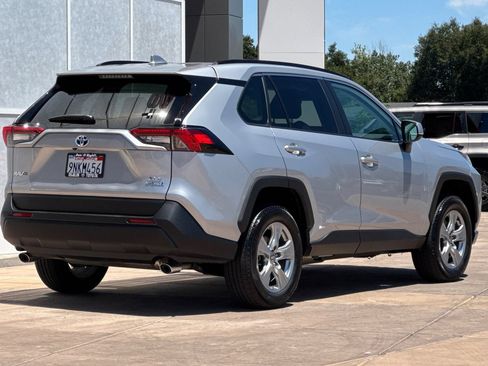 Used 2024 Toyota RAV4 XLE w/ Convenience Package AWD/4WD image 4