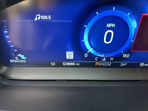 Used 2021 Ford Explorer Platinum w/ Equipment Group 601A image 30