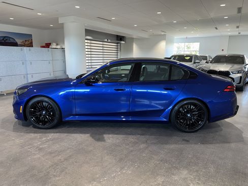 New 2026 BMW M5 w/ Executive Package image 4