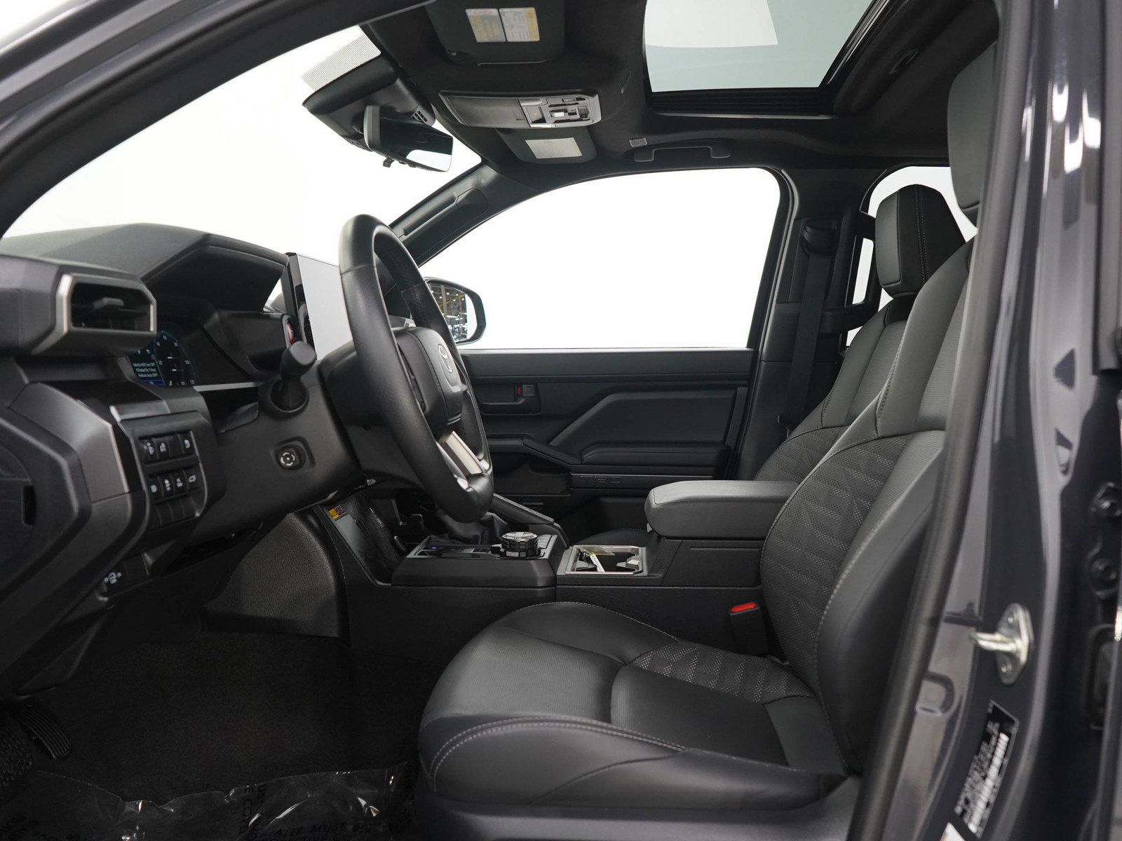 Used 2025 Toyota 4Runner TRD Off-Road Premium w/ Tow Technology Package AWD/4WD image 23