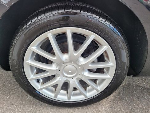 Used 2009 Volkswagen Jetta Wolfsburg Edition image 9