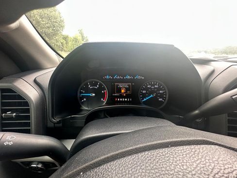 Used 2017 Ford F350 XL w/ Power Equipment Group AWD/4WD image 20