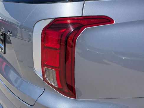 Used 2020 Hyundai Palisade Limited AWD/4WD image 11